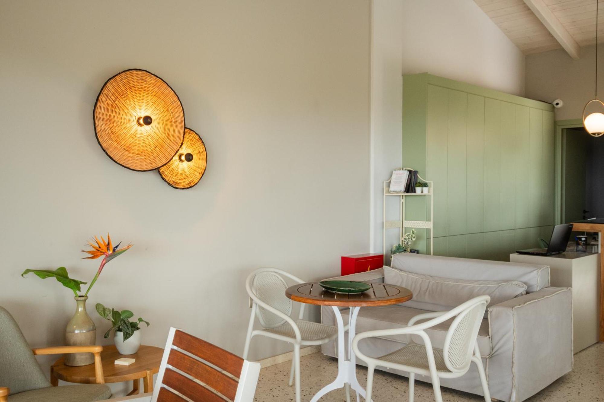 Callisto Seaside Homes & Suites Marathopoli Eksteriør bilde